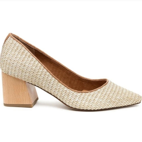 🔹️KELSI DAGGER🔹️ Block Heel Pumps in natural Color for women - Picture 1 of 6